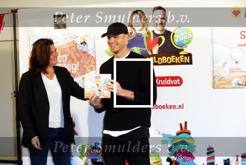 Hilversum 3 november 2023
Presentatie van de nieuwe prenten boeken met Prinses Eloise en Giel de Winter .
