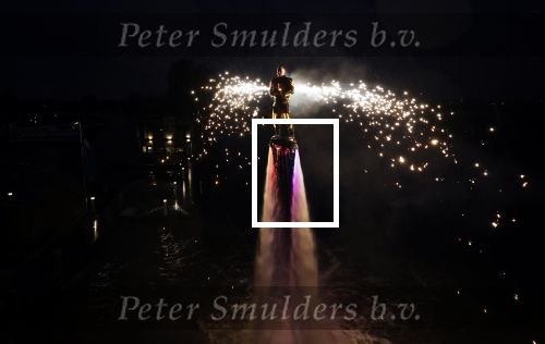 IJsselstin 27 november 2023
Boekpresentatie Glenn Helder . Wesley Sneijder krijgt het eerste exemplaar.