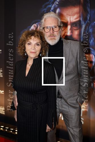 Zaandam 26 november 2023
Premiere van murder on the orient ezpress in het zaantheater. Henriette Tol  met partner