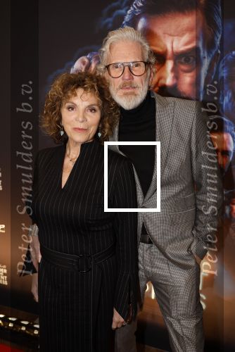 Zaandam 26 november 2023
Premiere van murder on the orient ezpress in het zaantheater. Henriette Tol  met partner