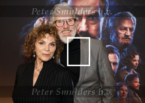 Zaandam 26 november 2023
Premiere van murder on the orient ezpress in het zaantheater. Henriette Tol  met partner