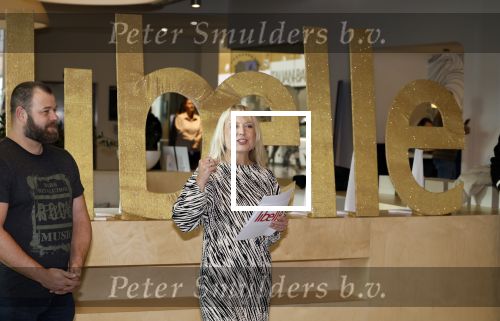 Hoofddorp 14 november 2023
Prsentatie Libello met op de cover Kees Tol .
Verder aanwezig Stven kazan en hoofdredakteur Hilmar Mulder