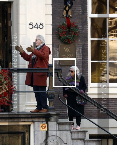 Amsterdam 30 november 2023
Jeroen Krabben en zijn vrouw Herma Krabbe in hun biro onderweg naar het Waldorf Astoria Hotel.
