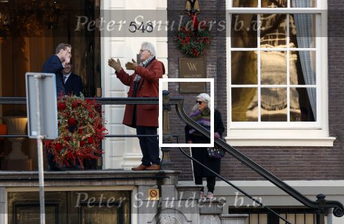 Amsterdam 30 november 2023
Jeroen Krabben en zijn vrouw Herma Krabbe in hun biro onderweg naar het Waldorf Astoria Hotel.