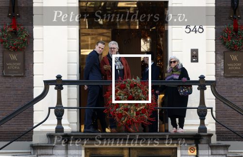 Amsterdam 30 november 2023
Jeroen Krabben en zijn vrouw Herma Krabbe in hun biro onderweg naar het Waldorf Astoria Hotel.