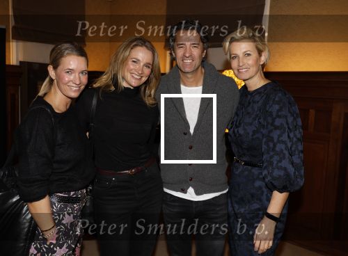 Amsterdam 20 november 2023
Presentatie boek Dag EEN in hotel 27 in Amsterdam.
Eigenaar van dag een zijn Patrick Janssen en zijn vrouw Babette Janssen