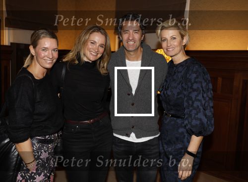 Amsterdam 20 november 2023
Presentatie boek Dag EEN in hotel 27 in Amsterdam.
Eigenaar van dag een zijn Patrick Janssen en zijn vrouw Babette Janssen