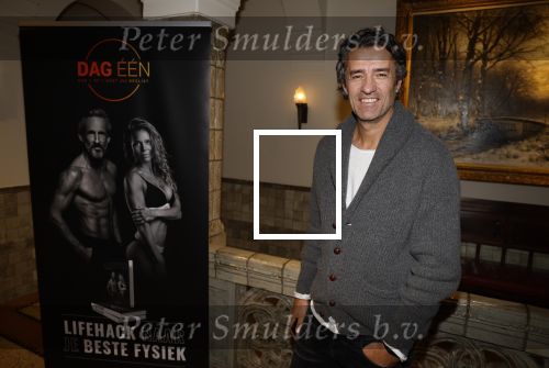 Amsterdam 20 november 2023
Presentatie boek Dag EEN in hotel 27 in Amsterdam.
Eigenaar van dag een zijn Patrick Janssen en zijn vrouw Babette Janssen . John v Lottum