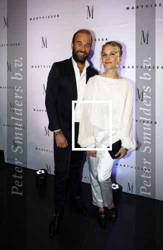 Amsterdam 6 november 2023
Premiere docu Mart Visser gemaakt door Marius Looijmans . De premiere was in het DeLamar theater. Kimberley Klaver met man Michel v d Bergh