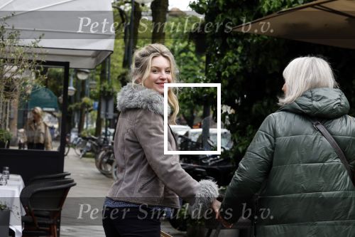 Amsterdam 11 mei 2023
Lauren Verster met haar moeder in Amsterdam zuid.