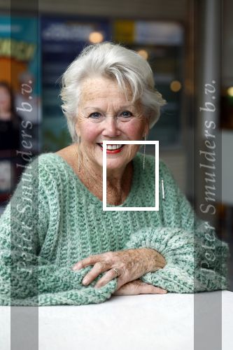 Hilversum 19 november 2023
Presentatie kijkbuisvrienden met oa Loeki Knol
Tony Neef
Maroesja Lacunes
Barrie Stevens
Bram Biesterveld.
Ydwer Bosma is de producent.