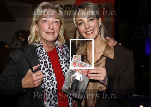 Putten 30 november 2023
Boekpresentatie van Marianne Timmer. Marianne Timmer met haar moeder