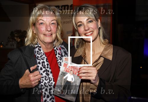 Putten 30 november 2023
Boekpresentatie van Marianne Timmer. Marianne Timmer met haar moeder