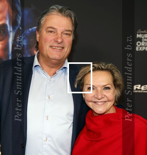 Zaandam 26 november 2023
Premiere van murder on the orient ezpress in het zaantheater. Mariska v Kolck met partner