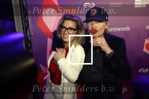 Amsterdam 8 april 2022
Boekenbal is dit jaar in de escape.
Matthijs v Nieuwkerk met zijn vriendin Martha Riemsma