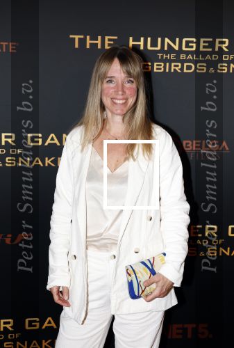 Amsterdam 14 november 2023
Premiere the hungar games . Nienke Romer met dochters