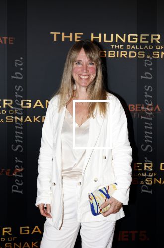 Amsterdam 14 november 2023
Premiere the hungar games . Nienke Romer met dochters