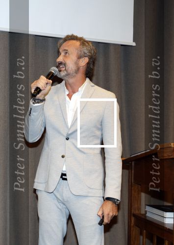Amsterdam 20 november 2023
Presentatie boek Dag EEN in hotel 27 in Amsterdam.
Eigenaar van dag een zijn Patrick Janssen en zijn vrouw Babette Janssen