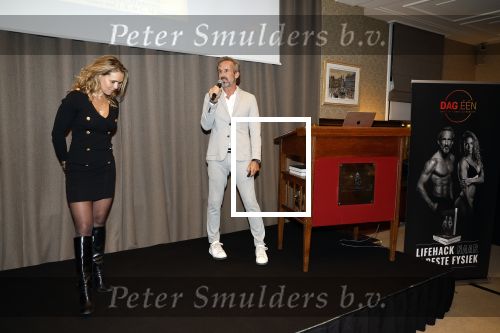 Amsterdam 20 november 2023
Presentatie boek Dag EEN in hotel 27 in Amsterdam.
Eigenaar van dag een zijn Patrick Janssen en zijn vrouw Babette Janssen