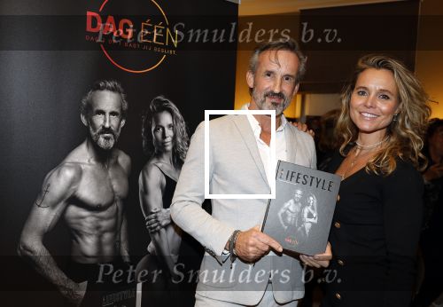 Amsterdam 20 november 2023
Presentatie boek Dag EEN in hotel 27 in Amsterdam.
Eigenaar van dag een zijn Patrick Janssen en zijn vrouw Babette Janssen