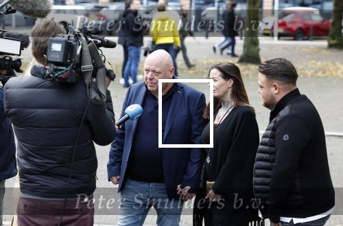 Utrecht 9 november 2023
Rechtszaak Peter Gillis tegen Nicole Kremers bij de rechtbank in Utrecht . Wendy v Hout en Marc Gillis waren ook aanwezig . Danny Snijders is de advocaat van Peter Gillis.