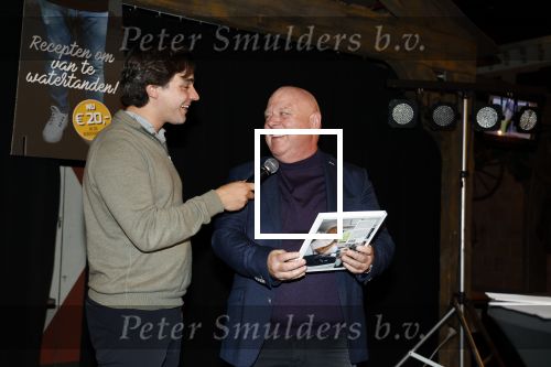 Asten 2 november 2023
Boekpresentatie Peter Gillis op park Prinsesmeer.
Aanwezig vriendin Wendy v Hout en zijn kinderen Mark Inge en Ruud . Mark Baanders reikte het eerste boek uit.
