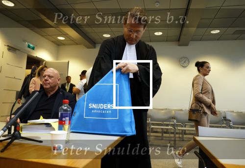 Utrecht 9 november 2023
Rechtszaak Peter Gillis tegen Nicole Kremers bij de rechtbank in Utrecht . Wendy v Hout en Marc Gillis waren ook aanwezig . Danny Snijders is de advocaat van Peter Gillis.