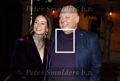 Asten 2 november 2023
Boekpresentatie Peter Gillis op park Prinsesmeer.
Aanwezig vriendin Wendy v Hout en zijn kinderen Mark Inge en Ruud . Mark Baanders reikte het eerste boek uit.