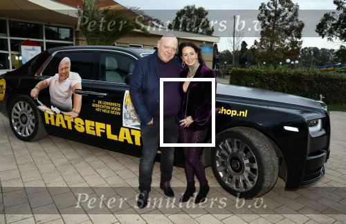 Asten 2 november 2023
Boekpresentatie Peter Gillis op park Prinsesmeer.
Aanwezig vriendin Wendy v Hout en zijn kinderen Mark Inge en Ruud . Mark Baanders reikte het eerste boek uit.