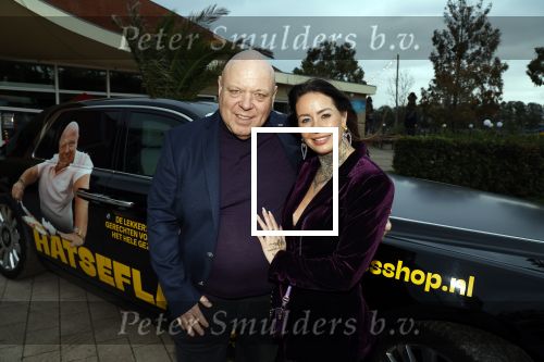 Asten 2 november 2023
Boekpresentatie Peter Gillis op park Prinsesmeer.
Aanwezig vriendin Wendy v Hout en zijn kinderen Mark Inge en Ruud . Mark Baanders reikte het eerste boek uit.