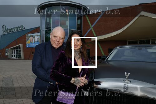 Asten 2 november 2023
Boekpresentatie Peter Gillis op park Prinsesmeer.
Aanwezig vriendin Wendy v Hout en zijn kinderen Mark Inge en Ruud . Mark Baanders reikte het eerste boek uit.