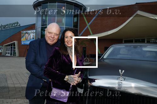 Asten 2 november 2023
Boekpresentatie Peter Gillis op park Prinsesmeer.
Aanwezig vriendin Wendy v Hout en zijn kinderen Mark Inge en Ruud . Mark Baanders reikte het eerste boek uit.