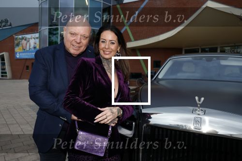 Asten 2 november 2023
Boekpresentatie Peter Gillis op park Prinsesmeer.
Aanwezig vriendin Wendy v Hout en zijn kinderen Mark Inge en Ruud . Mark Baanders reikte het eerste boek uit.