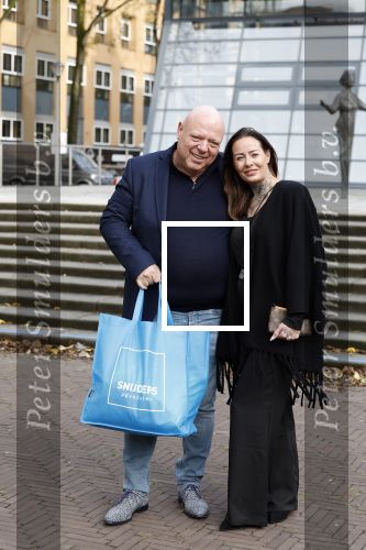 Utrecht 9 november 2023
Rechtszaak Peter Gillis tegen Nicole Kremers bij de rechtbank in Utrecht . Wendy v Hout en Marc Gillis waren ook aanwezig . Danny Snijders is de advocaat van Peter Gillis.