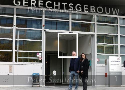 Utrecht 9 november 2023
Rechtszaak Peter Gillis tegen Nicole Kremers bij de rechtbank in Utrecht . Wendy v Hout en Marc Gillis waren ook aanwezig . Danny Snijders is de advocaat van Peter Gillis.