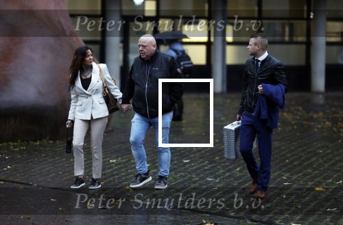 Utrecht 13 november 2023
Rechtszaak Wendy v Hout tegen haar expartner Joey S. Wendy kwam samen met partenre Peter Gillis naar de rechtbank in Utrecht .