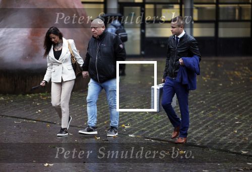 Utrecht 13 november 2023
Rechtszaak Wendy v Hout tegen haar expartner Joey S. Wendy kwam samen met partenre Peter Gillis naar de rechtbank in Utrecht .