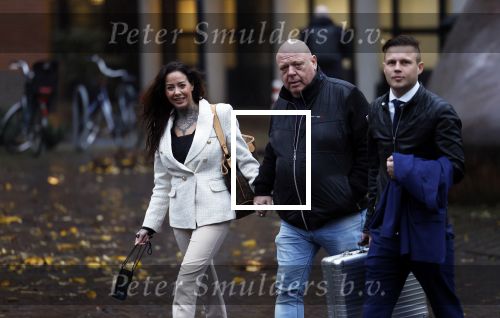 Utrecht 13 november 2023
Rechtszaak Wendy v Hout tegen haar expartner Joey S. Wendy kwam samen met partenre Peter Gillis naar de rechtbank in Utrecht .