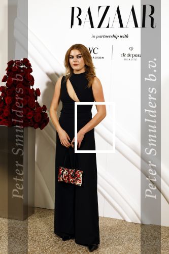 Amsterdam 15 november 2023
Harpers Bazaar woman of the year in het Stedelijk Museum . Prinses Laurentien kwam met haar dochter Prinses Eloise