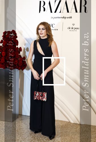 Amsterdam 15 november 2023
Harpers Bazaar woman of the year in het Stedelijk Museum . Prinses Laurentien kwam met haar dochter Prinses Eloise