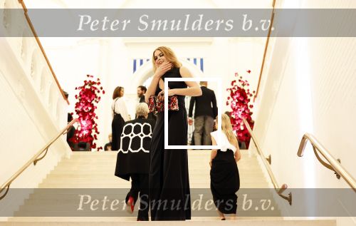 Amsterdam 15 november 2023
Harpers Bazaar woman of the year in het Stedelijk Museum . Prinses Laurentien kwam met haar dochter Prinses Eloise