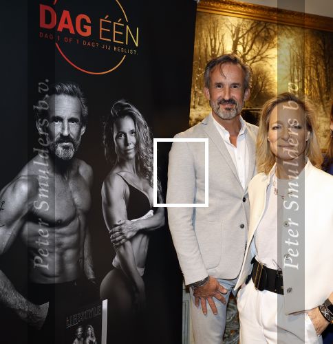 Amsterdam 20 november 2023
Presentatie boek Dag EEN in hotel 27 in Amsterdam.
Eigenaar van dag een zijn Patrick Janssen en zijn vrouw Babette Janssen . Prinses Margarita en een vriendin