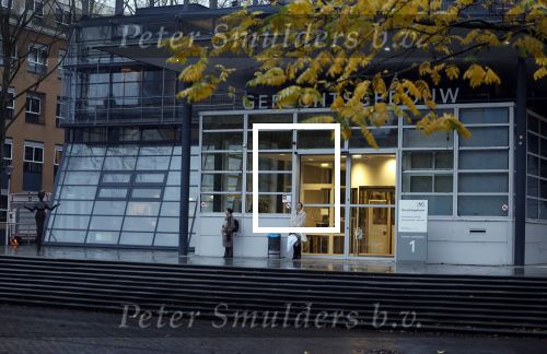 Utrecht 13 november 2023
Rechtszaak Wendy v Hout tegen haar expartner Joey S. Wendy kwam samen met partenre Peter Gillis naar de rechtbank in Utrecht .
