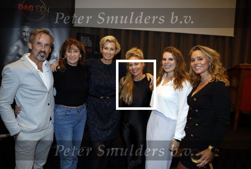 Amsterdam 20 november 2023
Presentatie boek Dag EEN in hotel 27 in Amsterdam.
Eigenaar van dag een zijn Patrick Janssen en zijn vrouw Babette Janssen