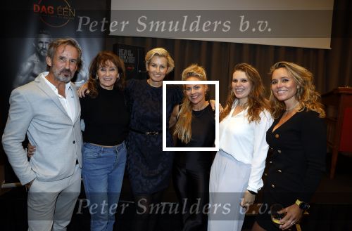 Amsterdam 20 november 2023
Presentatie boek Dag EEN in hotel 27 in Amsterdam.
Eigenaar van dag een zijn Patrick Janssen en zijn vrouw Babette Janssen