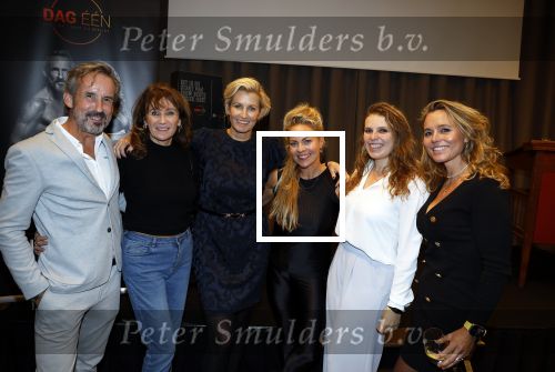 Amsterdam 20 november 2023
Presentatie boek Dag EEN in hotel 27 in Amsterdam.
Eigenaar van dag een zijn Patrick Janssen en zijn vrouw Babette Janssen