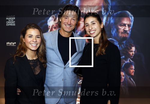 Zaandam 26 november 2023
Premiere van murder on the orient ezpress in het zaantheater. Rick Engelkes met zijn dochters