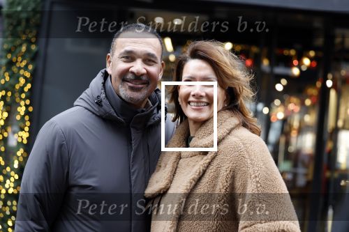 Amsterdam 23 november 2023
Ruud Gulliot en zijn vriendin Karin de Rooij  op straat in Amsterdam zuid