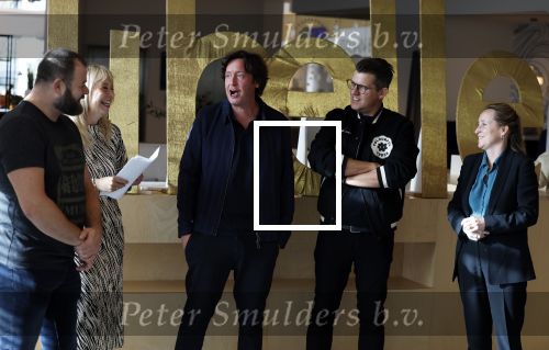 Hoofddorp 14 november 2023
Presentatie Libello ( libelle) voor mannen met op de cover Kees Tol .
Ook Steven Kazan en Hilmar Mulder waren aawezig bij de DPG