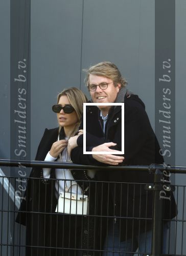 Amsterdam 11 november 2023
Damian v d Vaart in Ajax O18 tegen fc Den Haag op de toekomst. Zijn moeder Sylvie Meis en vriend Wim Beelen zijn aanwezig.